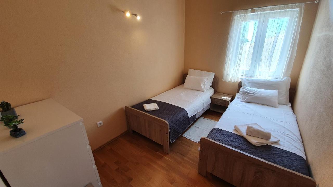 Apartments Miki 파그 외부 사진
