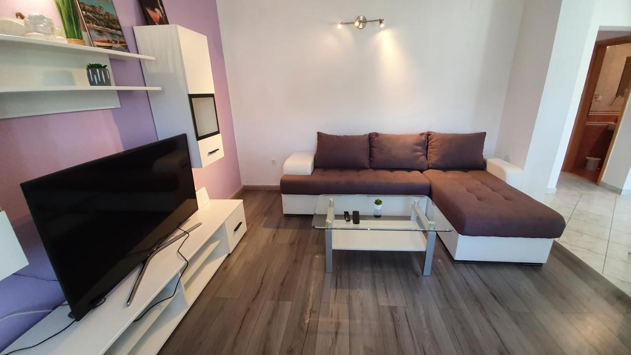 Apartments Miki 파그 외부 사진
